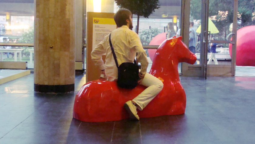красный конь на в музеях 2013